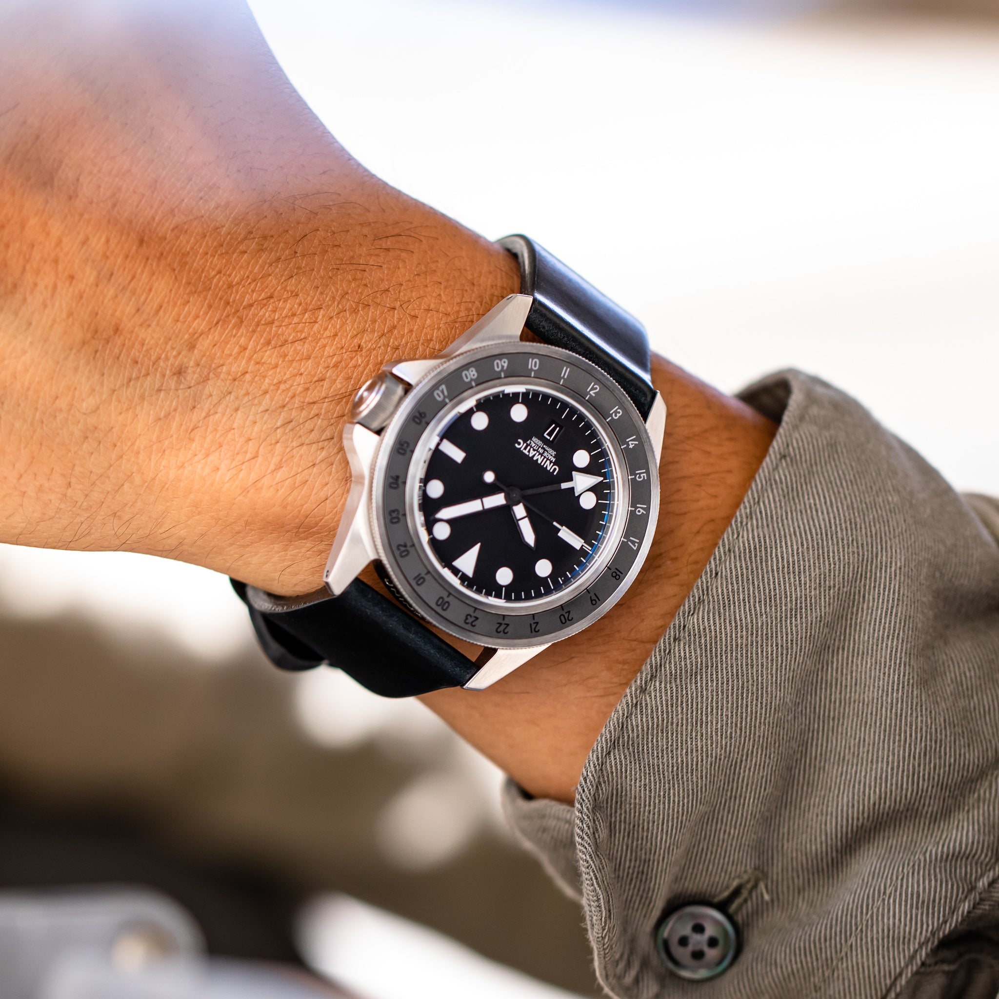 Modello Uno U1-HGMT Limited Edition For HODINKEE – HODINKEE Shop