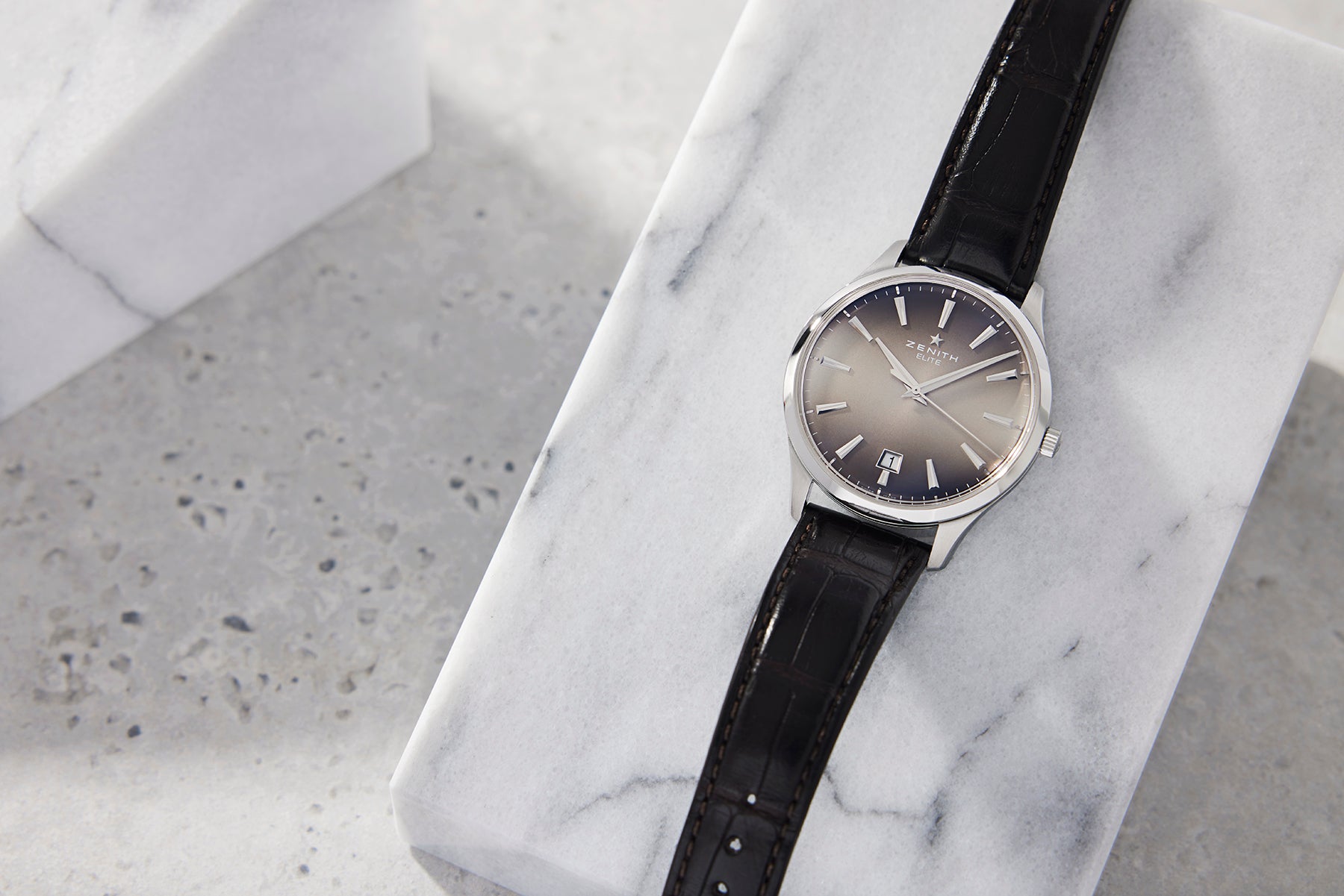 ルッタン・ルシルフル The Brown Z | Available with Metal or Leather Strap – THE ELECTRICIANZ